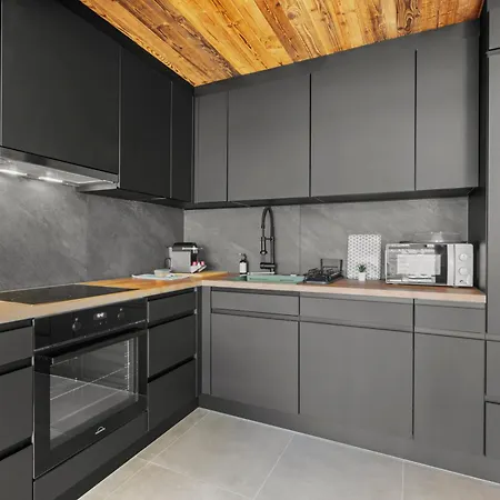 Fraichement Renove A Crans-montana, Vue Imprenable Apartment *